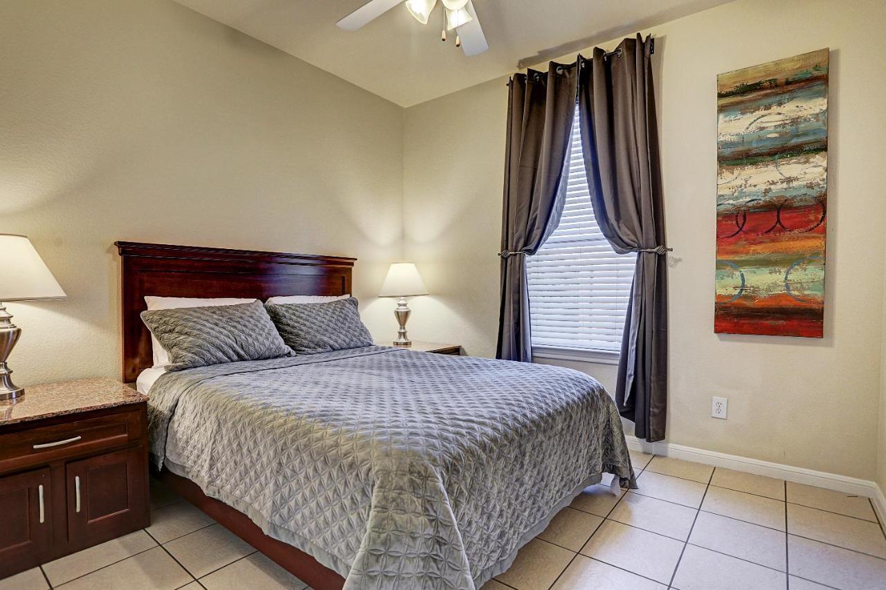 Villa Corporate 2 Bedroom Suite Furnished Condo Χιούστον Εξωτερικό φωτογραφία